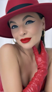 *ForbiddenFemme* – profil