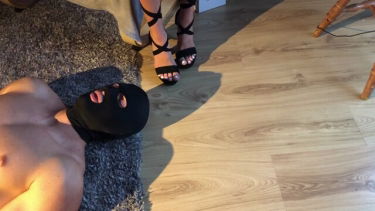 Slave / rabszolga traning – ElisenToenShoe – borítókép