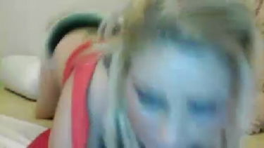 fekszek  cicit mutattom  pici nevetés - 2020-02-15 #6 – borítókép