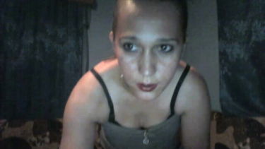 raluka - 2018-11-16 #3 – Hot stuff – borítókép