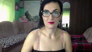 AmazeZarina - 2020-12-23 #1 – 2 Mami 1 Csajszi – borítókép