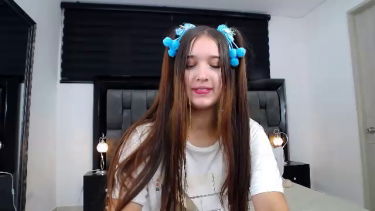 ChloeAvery - 2021-09-21 #1 – zitalust – borítókép