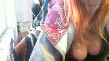 éretthölgy - 2022-03-19 #1 – Rosszcicuska – borítókép