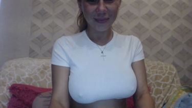 HolyJulie - 2022-07-18 #7 – borítókép