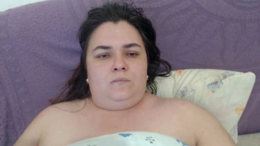 Nadiia Liashenko - 2022-10-17 #4 – Becca Nutty – borítókép