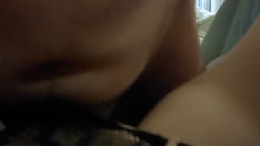 Támadás a kanapén – SzexiMarilyn – borítókép