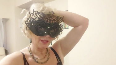 Álarcban – SzexiMarilyn – borítókép