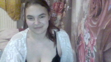 Zsanetbeby - 2023-02-13 #1 – LilyHot – borítókép