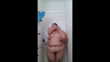 Zuhanyzás közben – Medvemacitibormens – borítókép