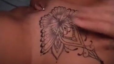 egy kis kényeztetés egy fáradt nap után c? – Leslie008 – borítókép