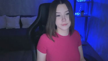 SofiaKiss - 2025-04-18 #2 – SofiaKiss – borítókép