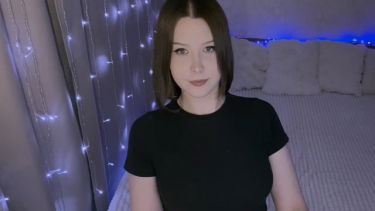 SofiaKiss - 2025-04-24 #1 – SofiaKiss – borítókép