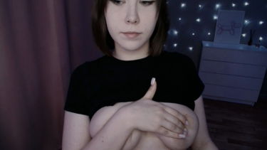 SofiaKiss - 2024-12-01 #1 – SofiaKiss – borítókép