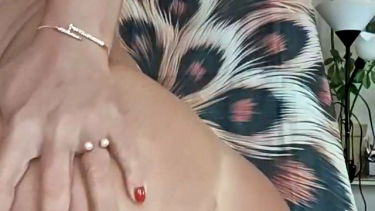 Amazingsylvia - 2026-02-06 #1 – borítókép