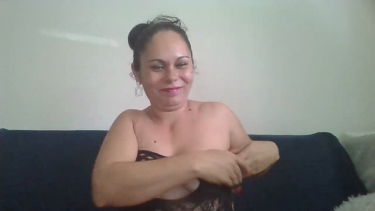 Zsanyna - 2025-10-10 #1 – Poco – borítókép