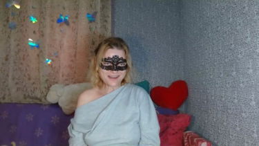 LindaRoutz - 2025-10-30 #1 – LindaRoutz – borítókép